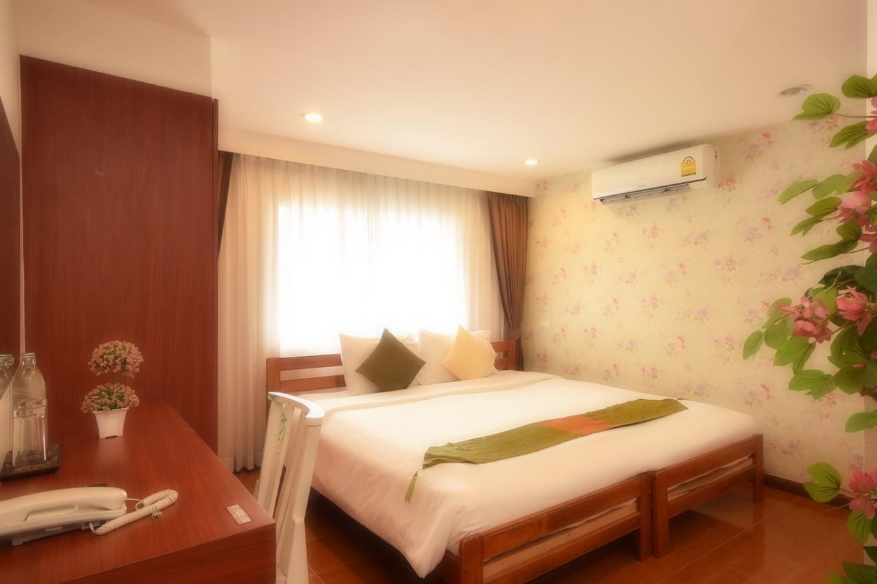 Khách sạn hẻo lánh Blissotel Ratchada 3*